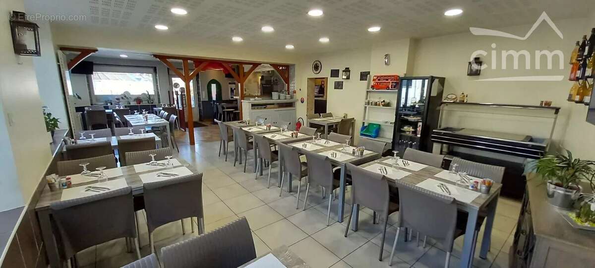 Commerce à HERBAULT