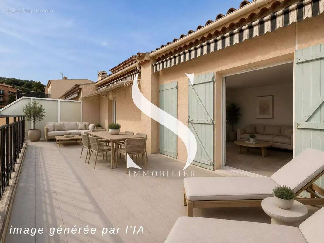 Appartement à VALLAURIS
