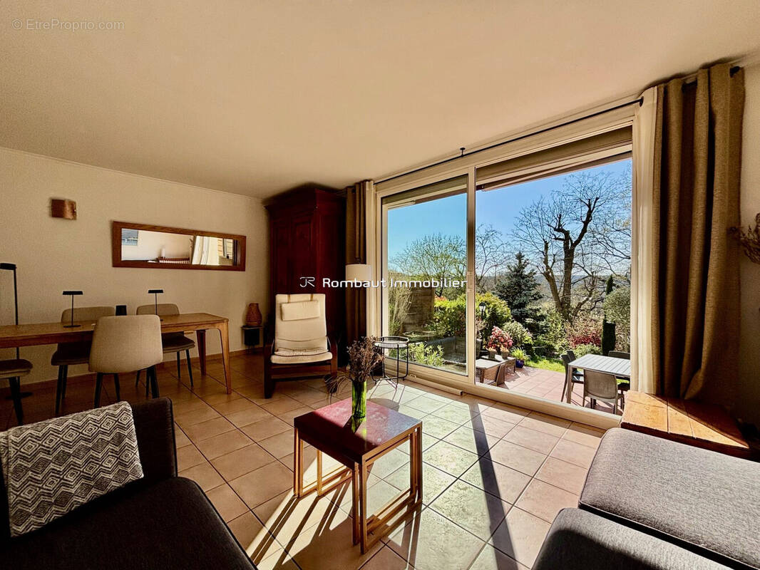 Maison à LA CELLE-SAINT-CLOUD