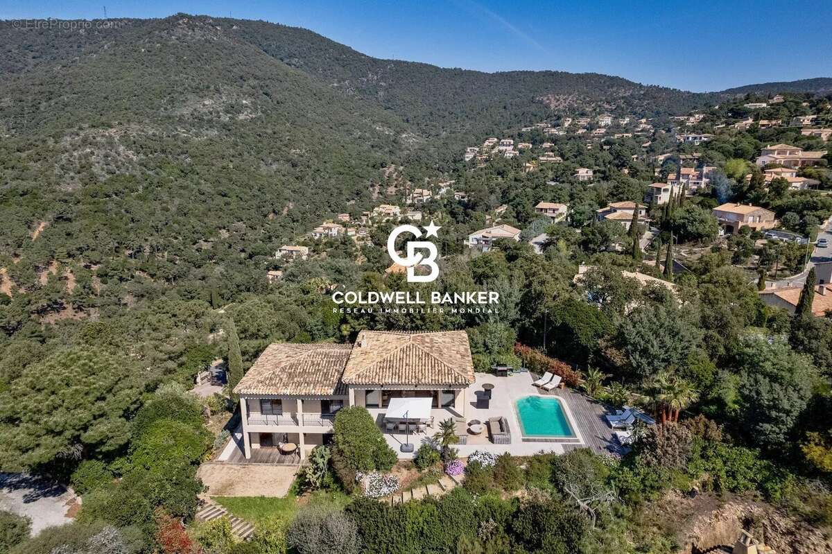 Maison à RAYOL-CANADEL-SUR-MER