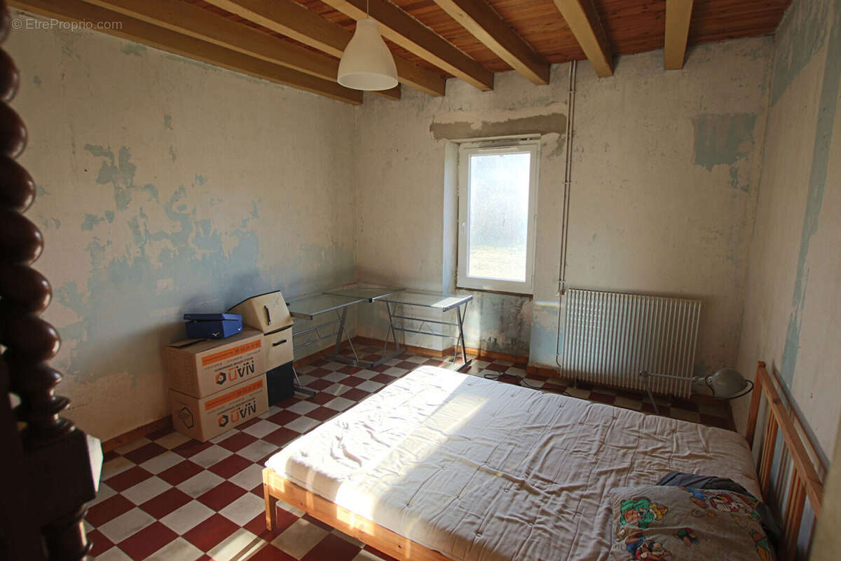 Maison à SALLES