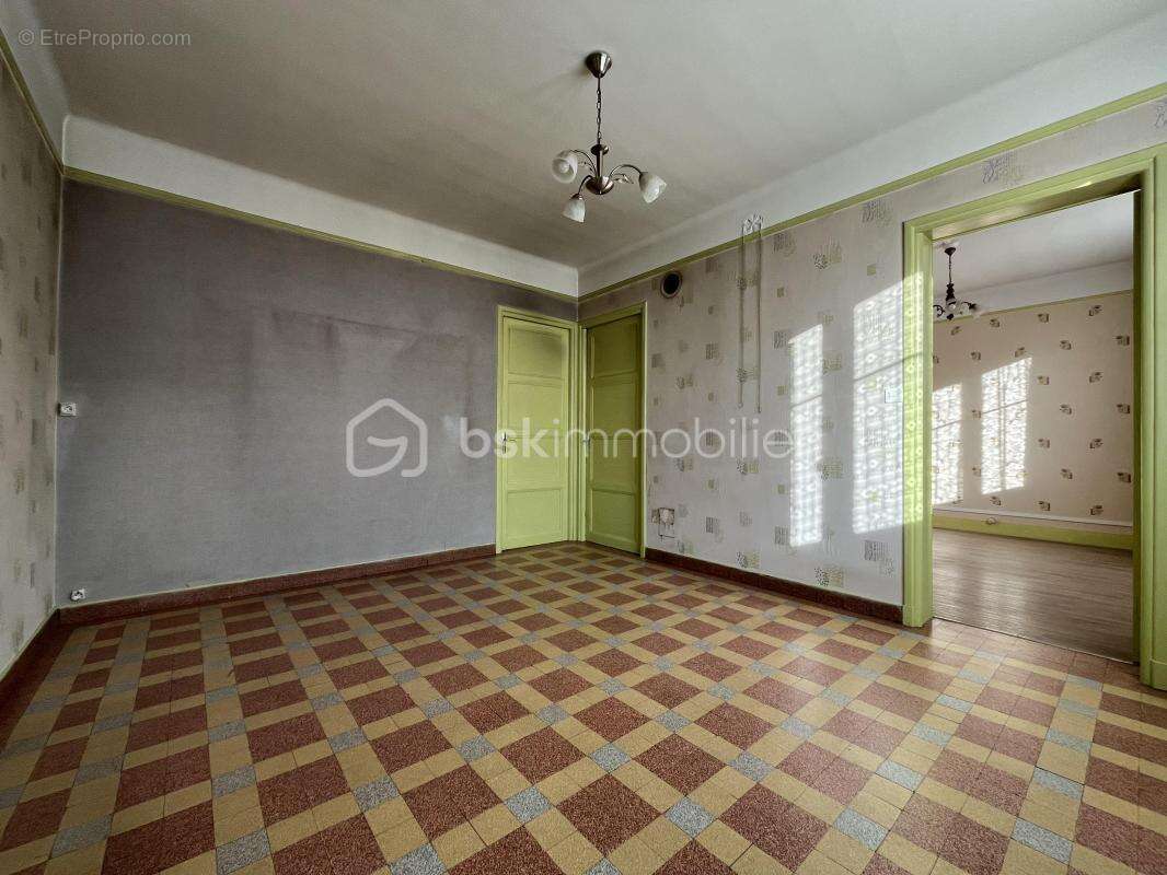 Maison de village - 158 m² - 6 pièces - photo 4