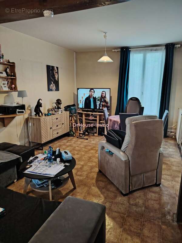 Maison à DAMMARIE-LES-LYS