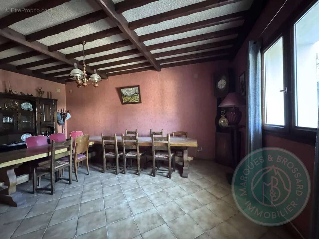 Corps de ferme en viager 5 pièces 105 m2 - photo 6