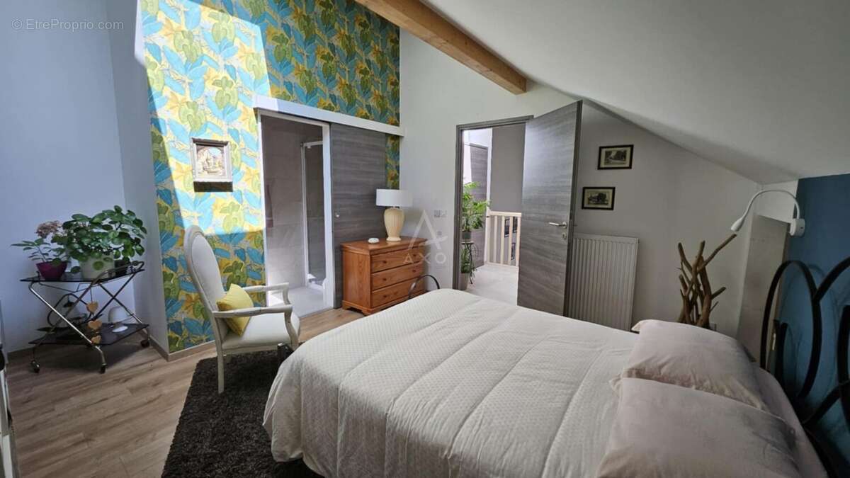 Appartement à GILLY-SUR-ISERE