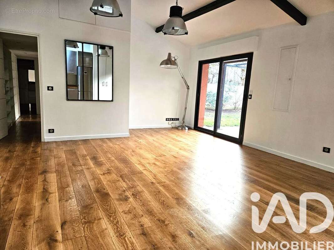 Photo 2 - Maison à LE VESINET