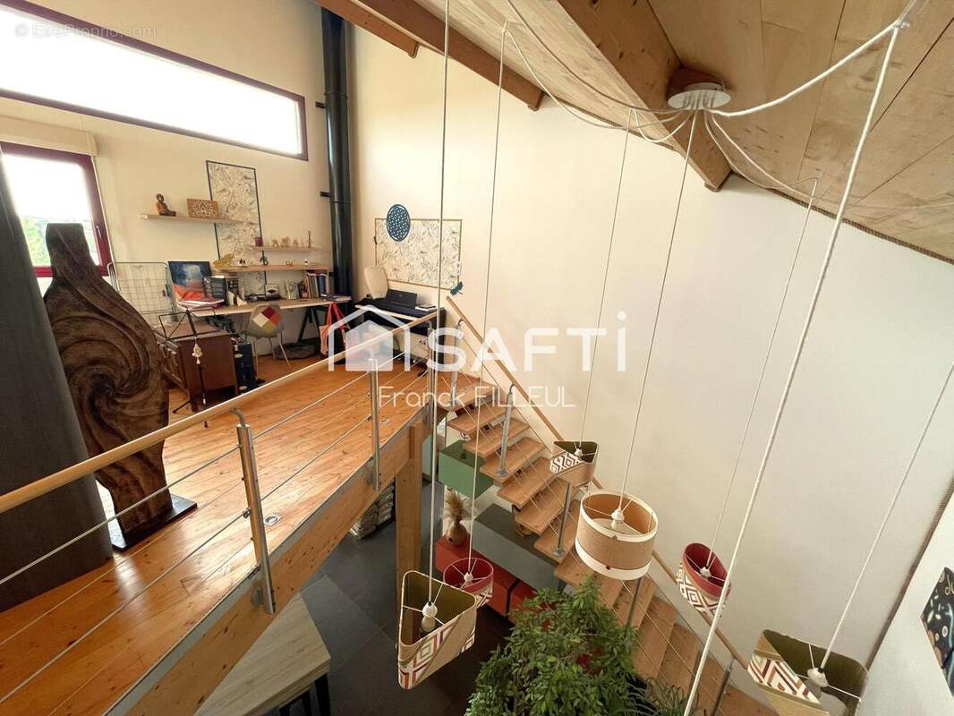 Photo 8 - Maison à SAINT-YRIEIX-LA-PERCHE