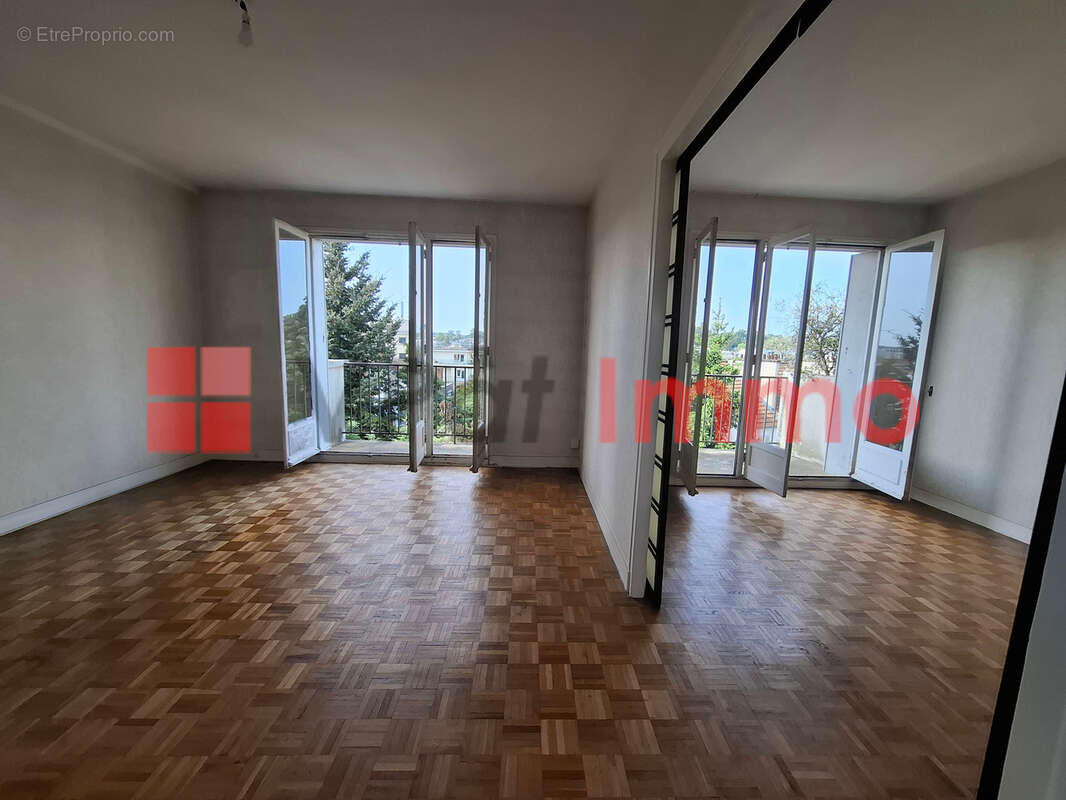 Appartement à VERSAILLES