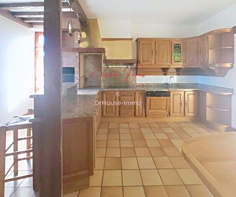 Maison à LOUVIGNE-DU-DESERT