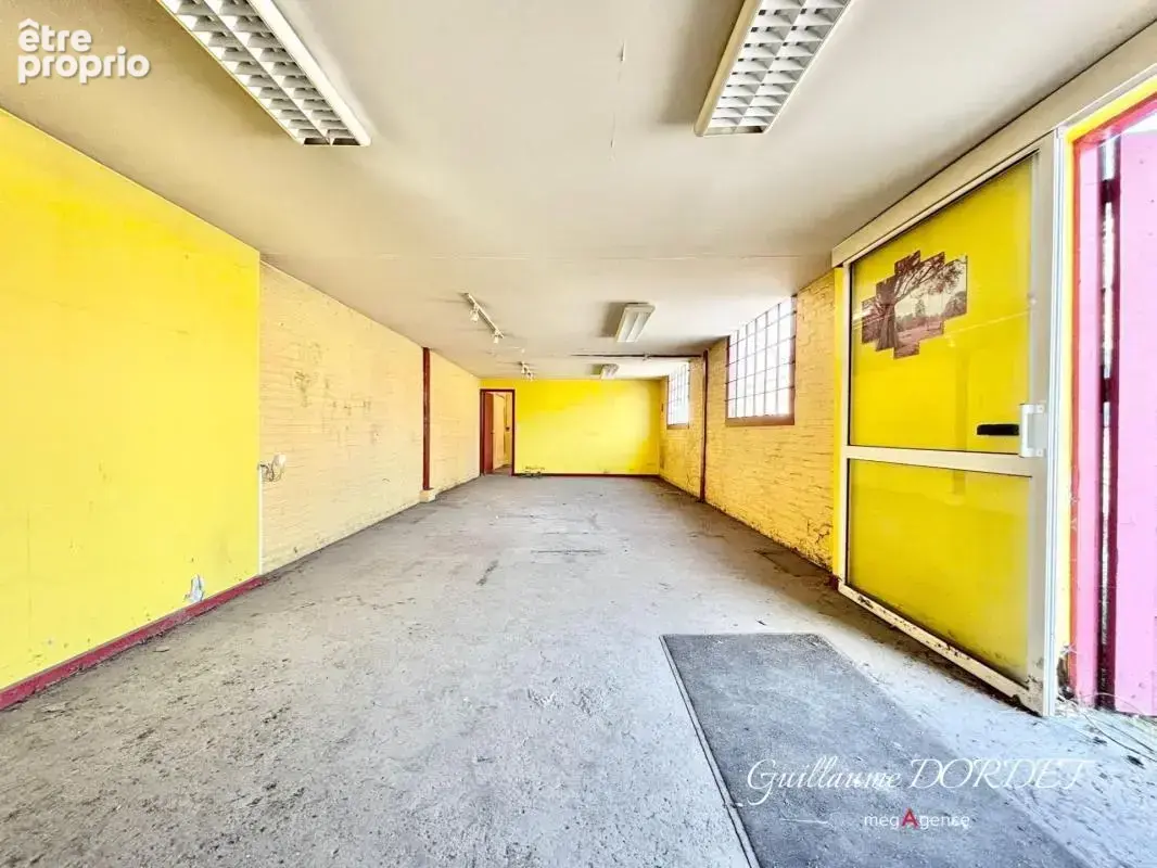 Local d'activité / locatif / stockage / garage - photo 4