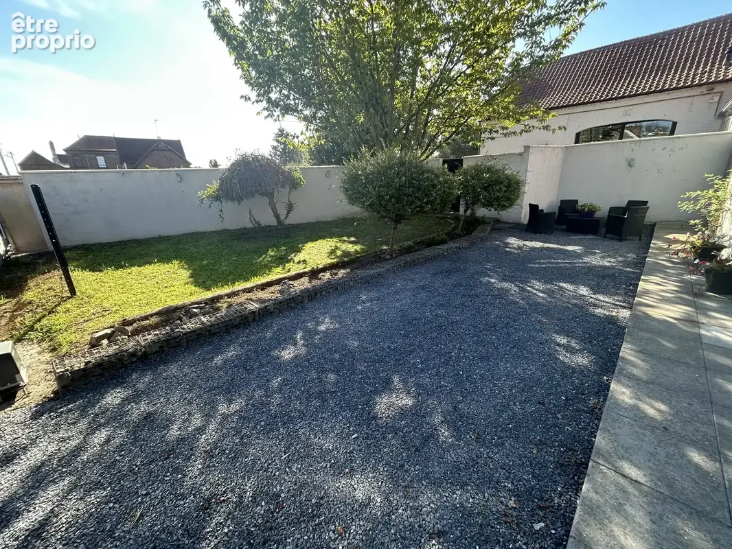 Longère semi individuelle développant 82,26m2 et bâtie sur 243m2 de terrain !! - photo 15