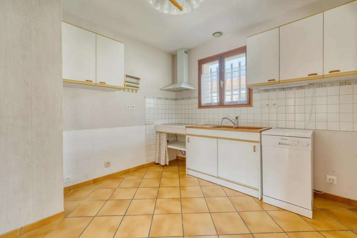 Maison à SAINT-SULPICE-DE-ROYAN