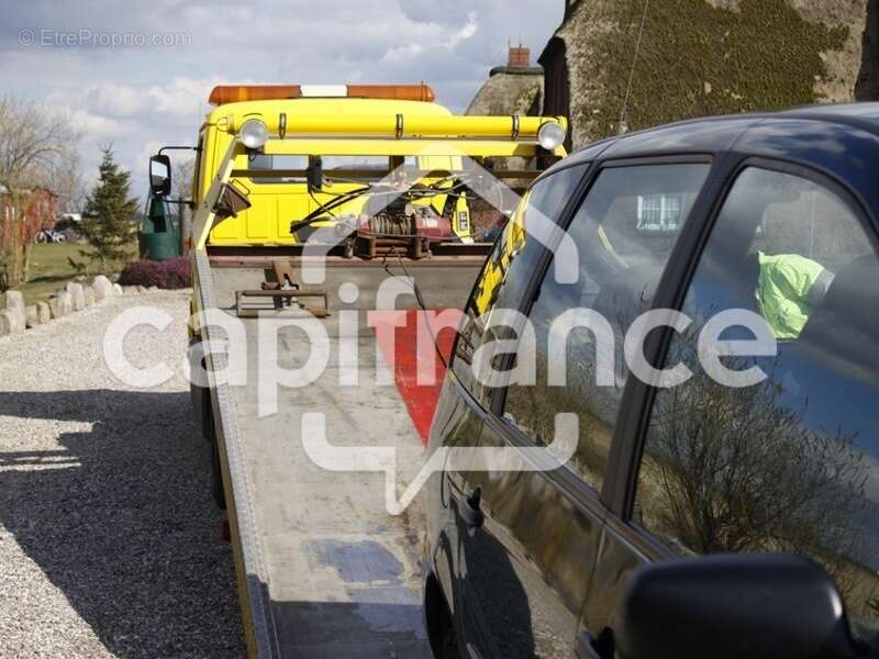 à vendre cession de parts sociales proche d’ANGERS (49) site internet dédié à la vente de pièces et accessoires automobiles depu - photo 2