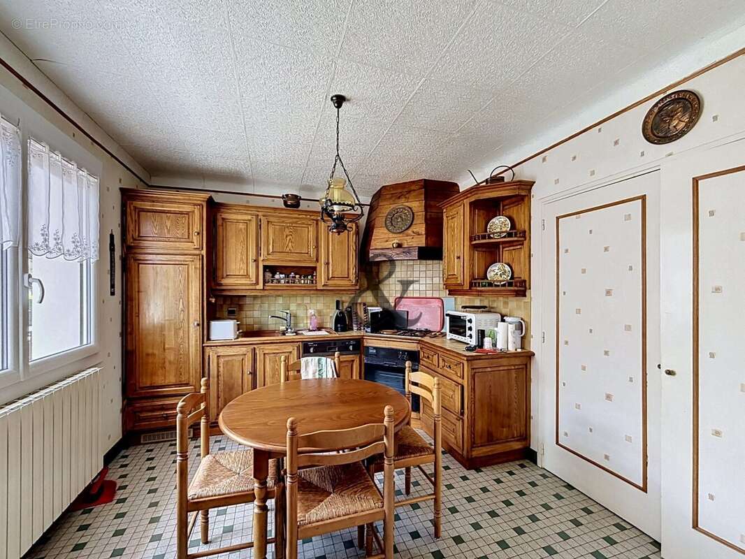 Maison à SAINT-GERVAIS-LA-FORET