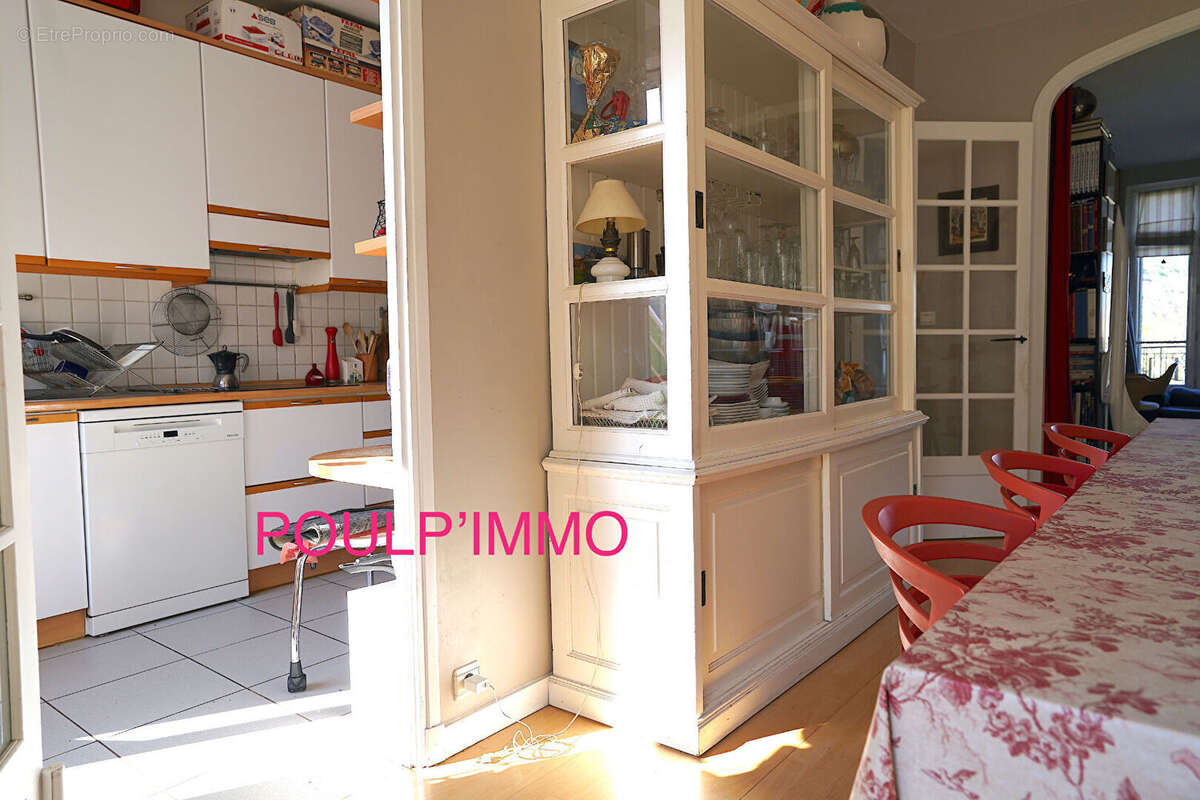 Appartement à LA CELLE-SAINT-CLOUD