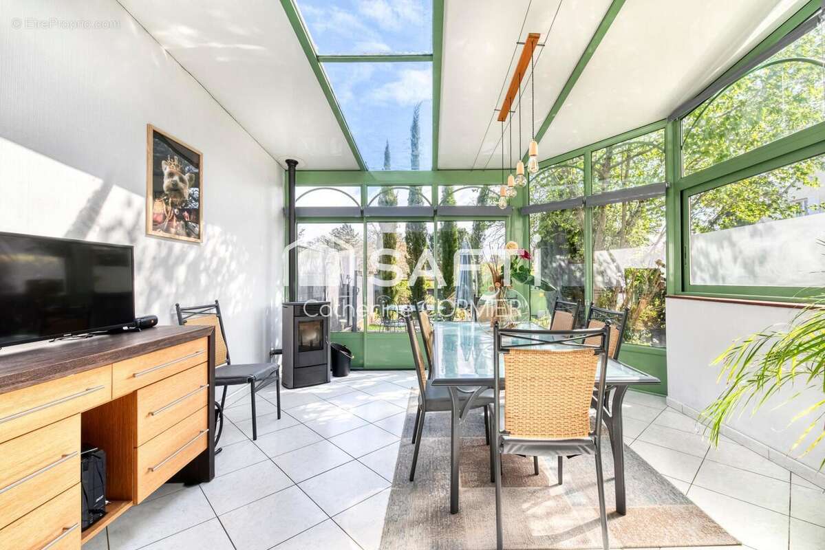 Photo 2 - Maison à AVRILLE