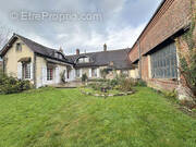 Maison à SAINT-AUBIN-EN-BRAY