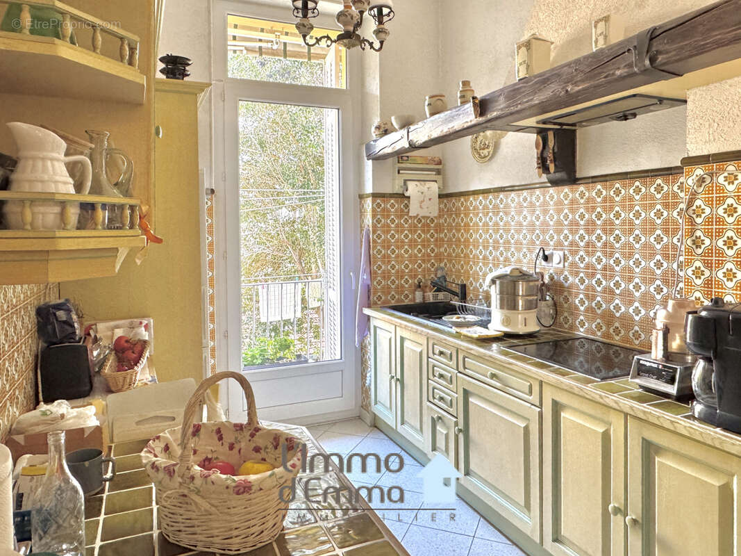 Appartement à MARSEILLE-7E