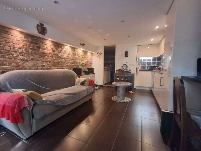 Appartement à FONTENAY-SOUS-BOIS