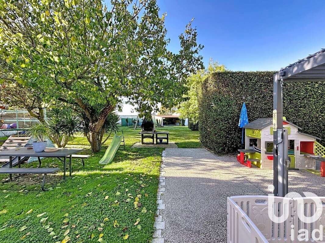 Photo 6 - Maison à YVES