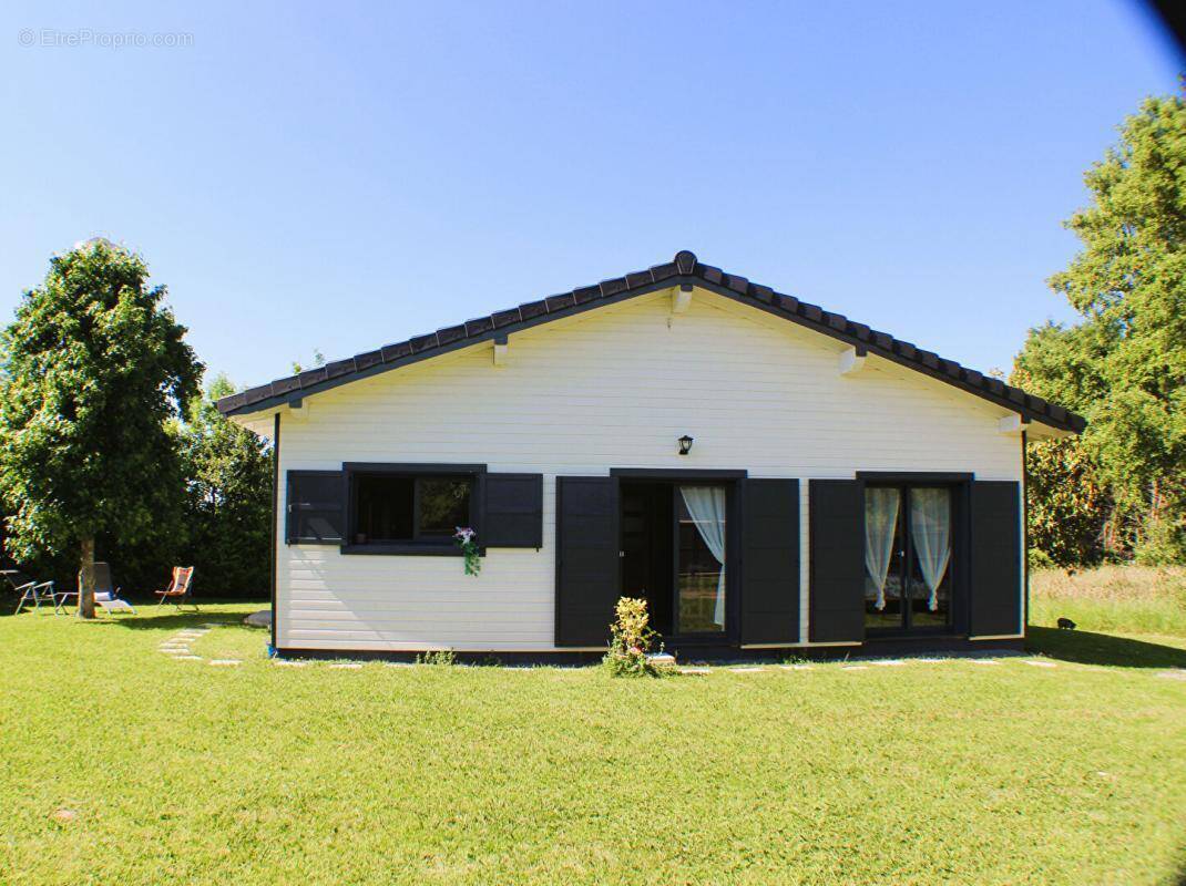 Maison à GURS