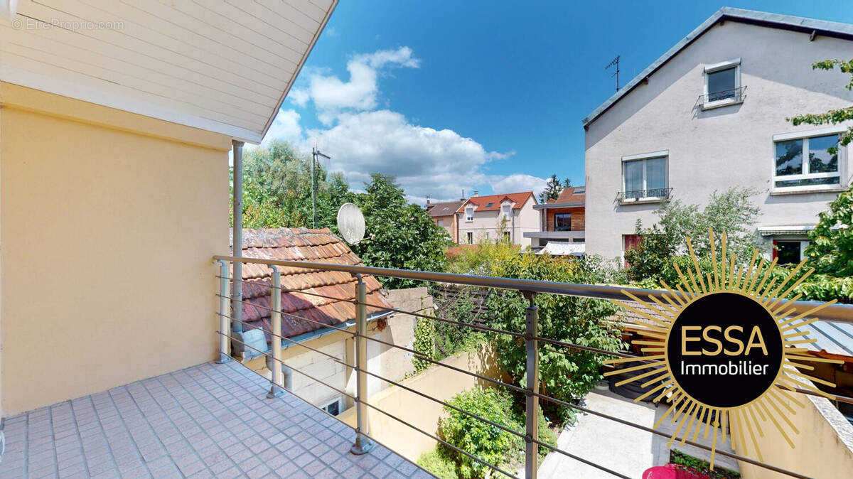 Maison à VIROFLAY