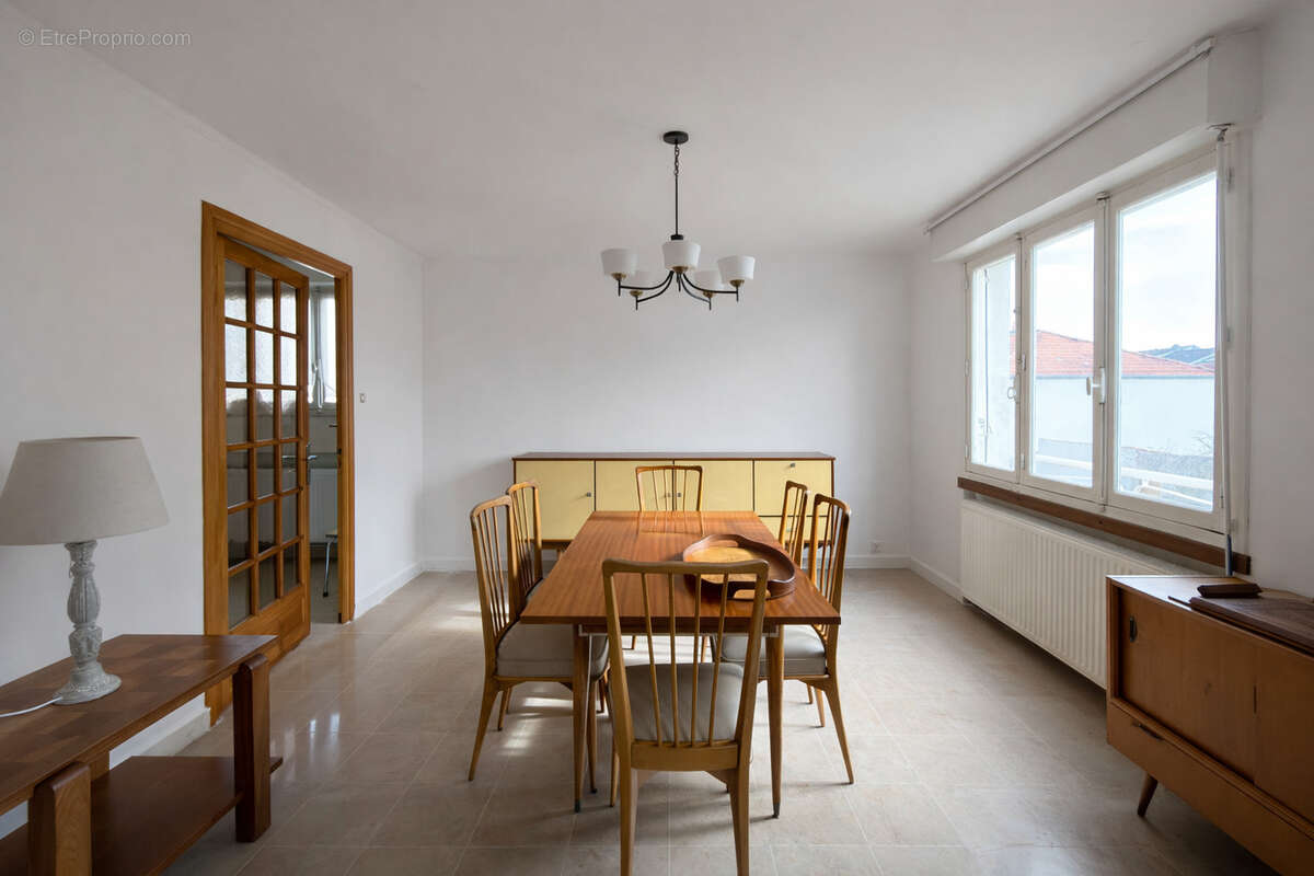 Maison à JARVILLE-LA-MALGRANGE