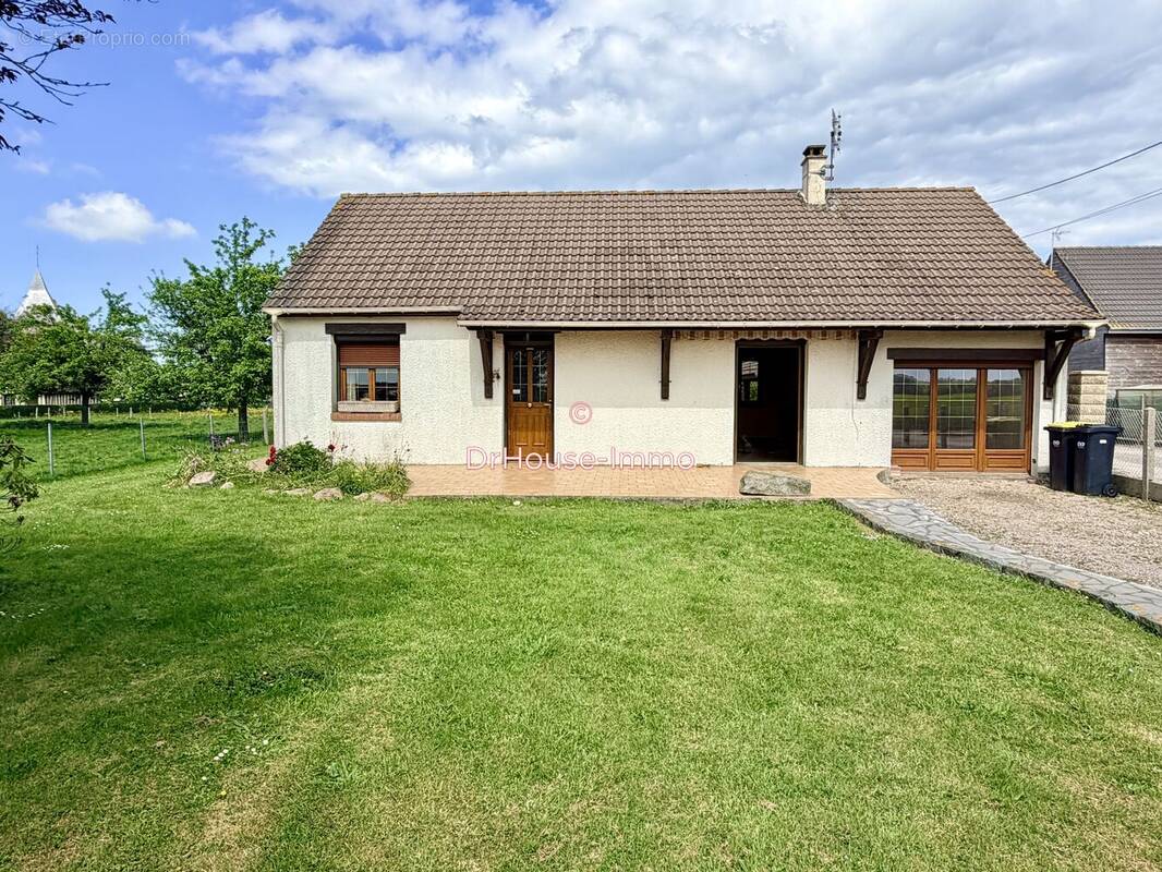 Maison à SAINT-NICOLAS-D'ALIERMONT