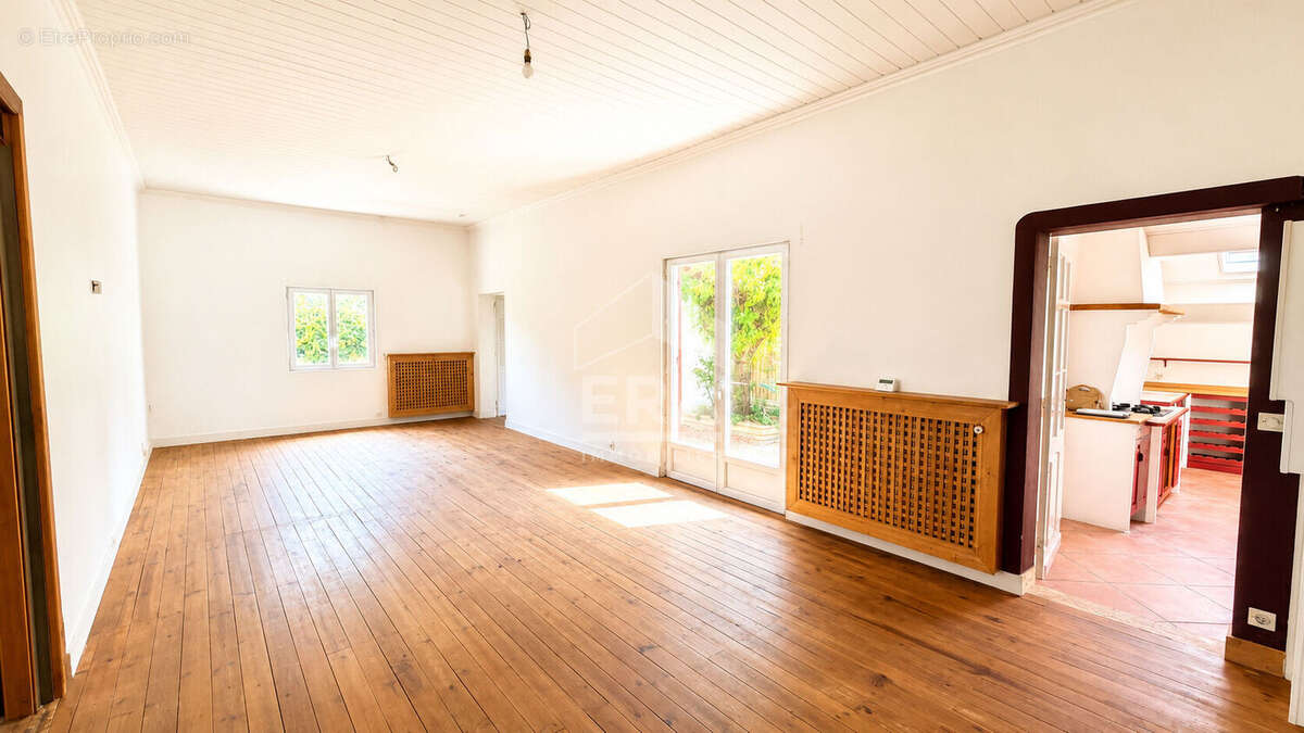 Maison Gujan Mestras 6 pièce(s) 131.35 m2 - photo 2