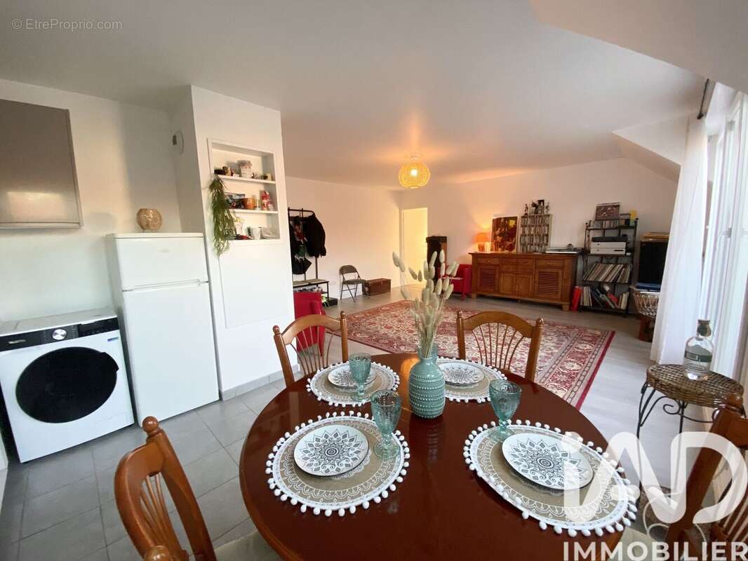 Photo 5 - Appartement à MENNECY