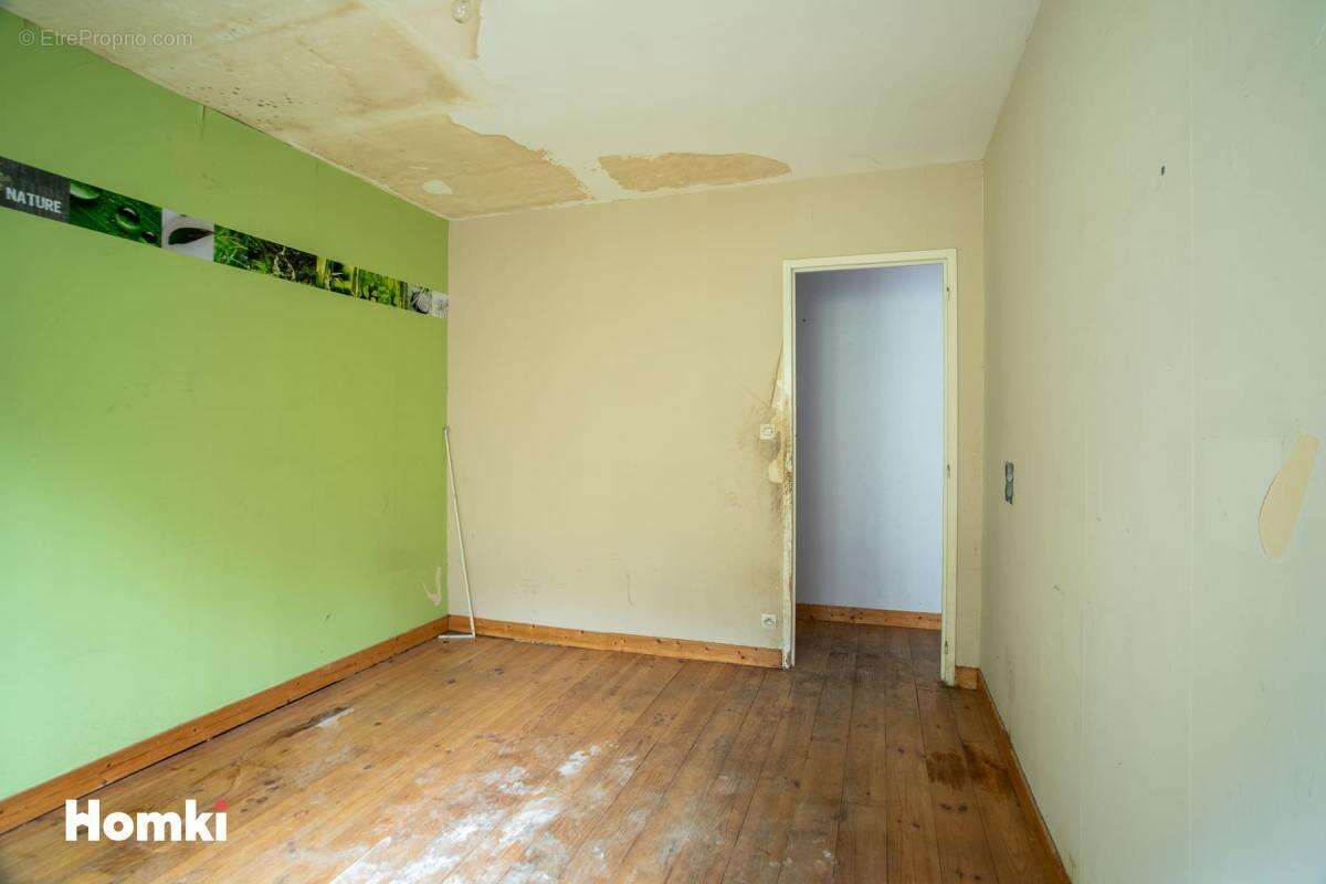 Appartement à LA SEAUVE-SUR-SEMENE