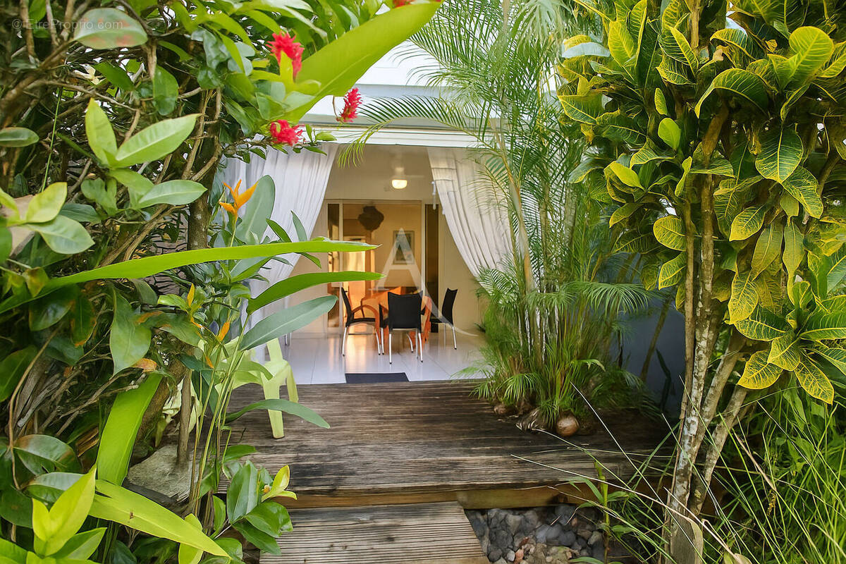 Appartement à LES TROIS-ILETS