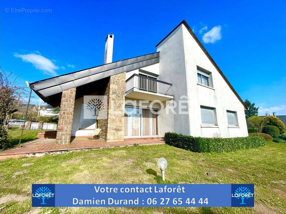 Maison à RIEUPEYROUX