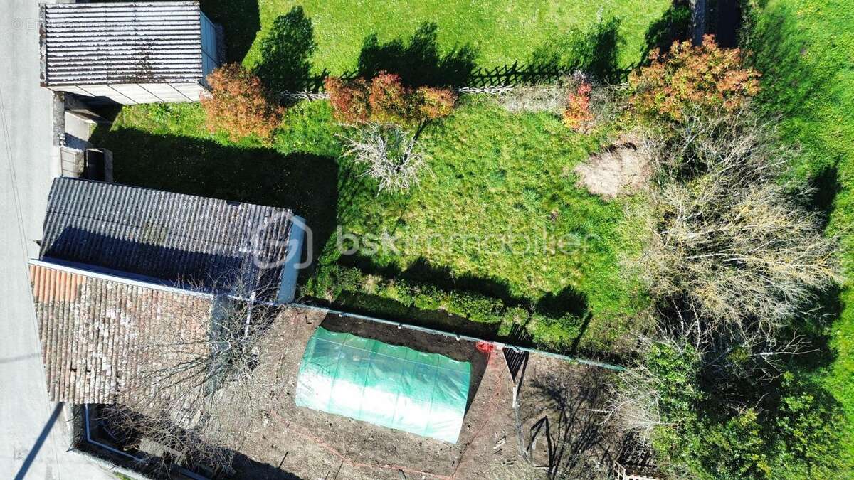 Maison à LE DORAT
