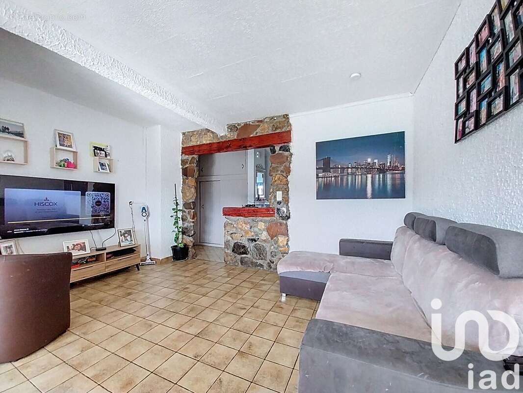 Photo 2 - Appartement à LA ROCHE-SUR-FORON