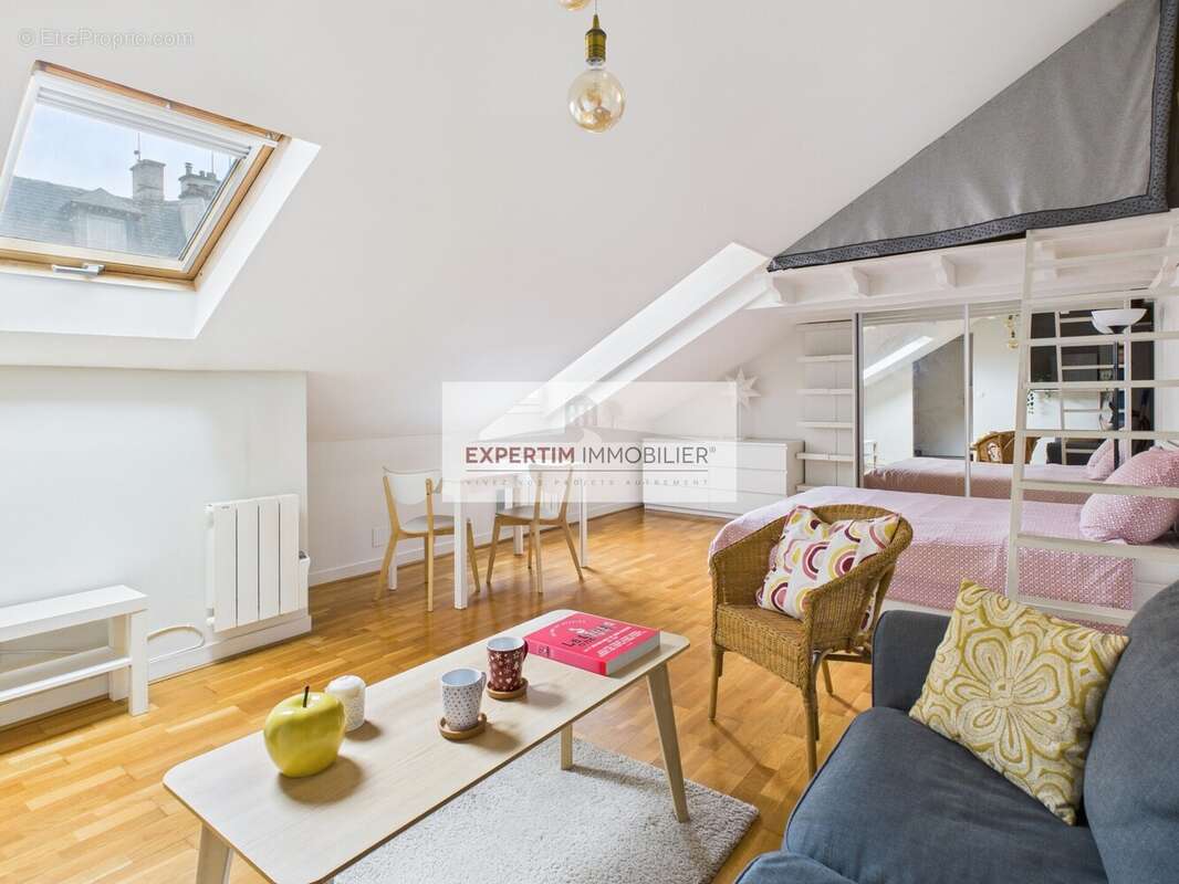 Appartement à VERSAILLES