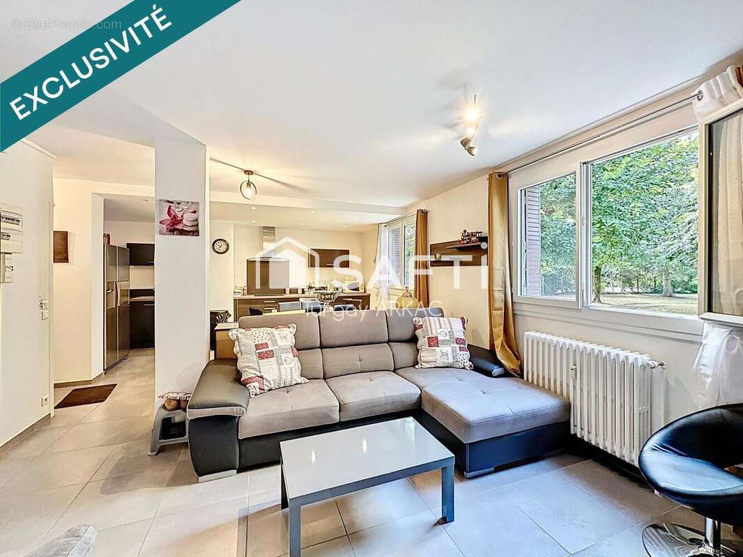 Photo 3 - Appartement à BOURGOIN-JALLIEU