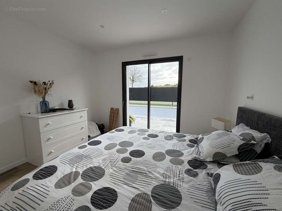 chambre parent - Maison à LIFFRE