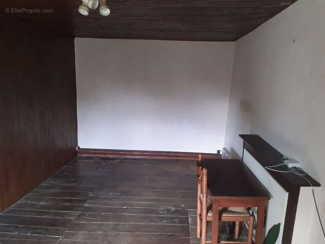 Maison 89 m² à Janailhac  - photo 4