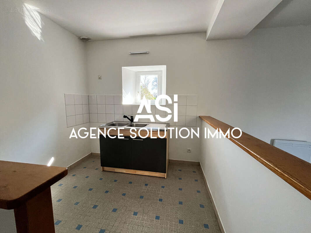 Maison à SAINT-GERMAIN-DE-COULAMER