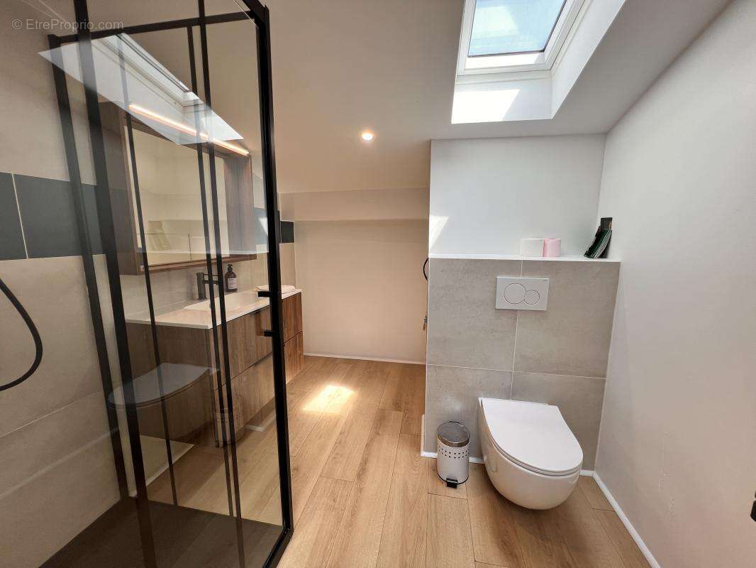 Rue des Changes – Rare T4 de 109 m² au dernier étage - photo 13