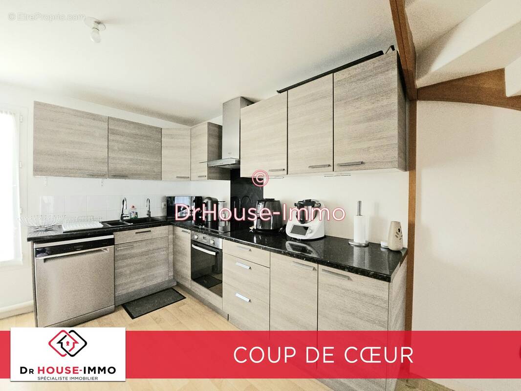 Appartement à SAVIGNY-LE-TEMPLE