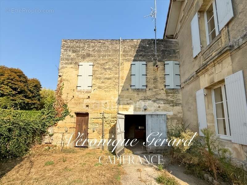 Ancien Presbytère en pierre de 179 M², 8 pièces - photo 20