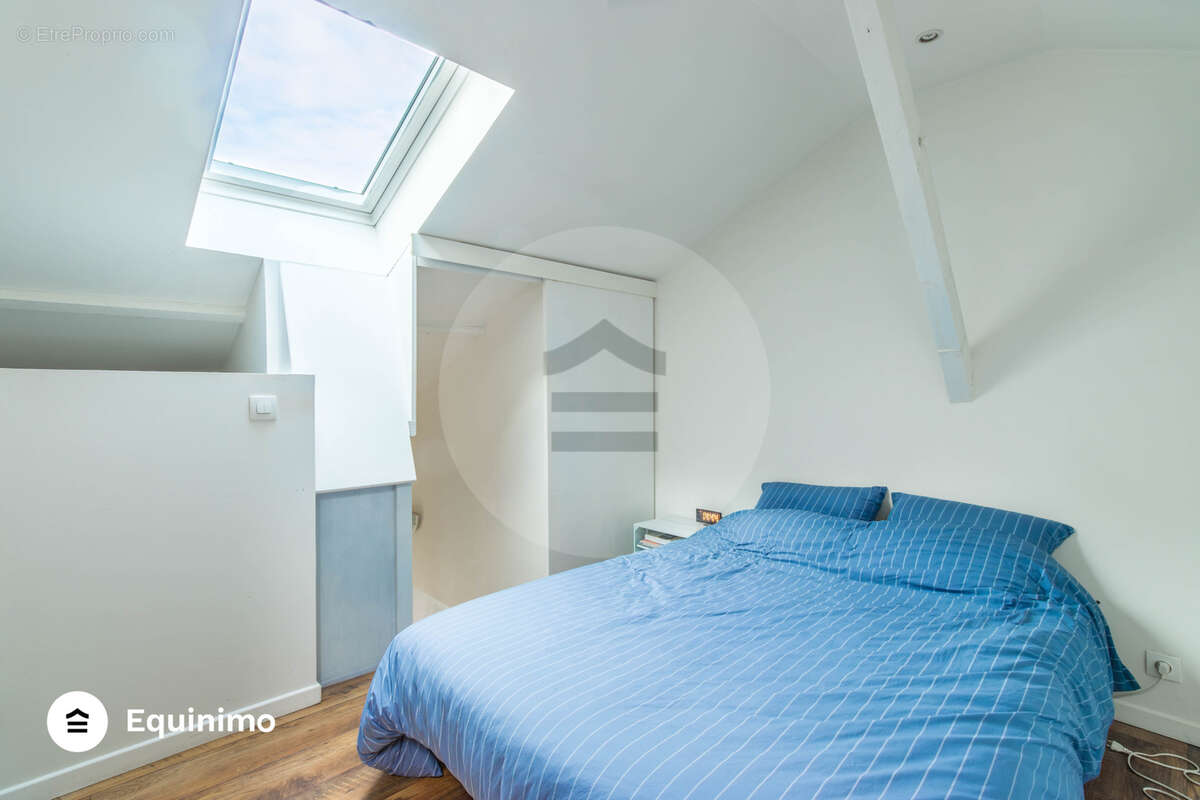 Appartement duplex situé au dernier étage de 3 pièces 2 chambres de 48,25m2 au sol. - photo 6