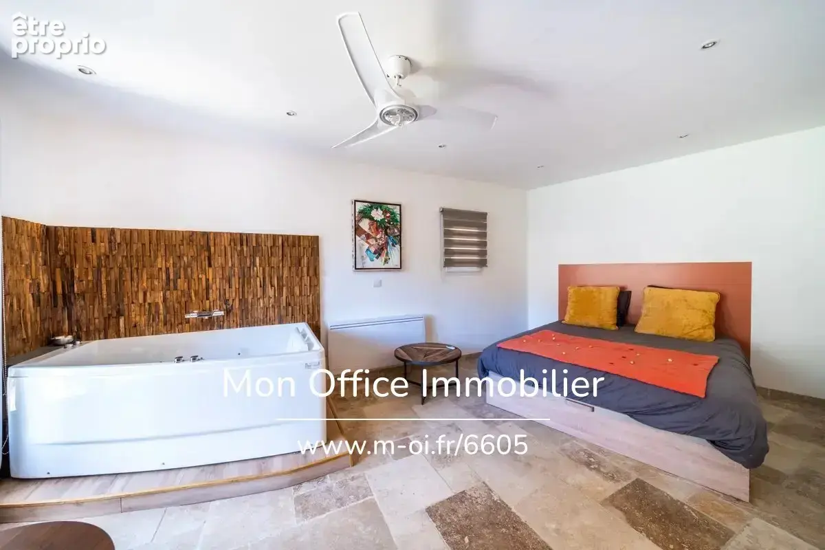 Référence : 6605-JDO - Villa avec piscine et studio indépendant à proximité d'IBS - photo 7
