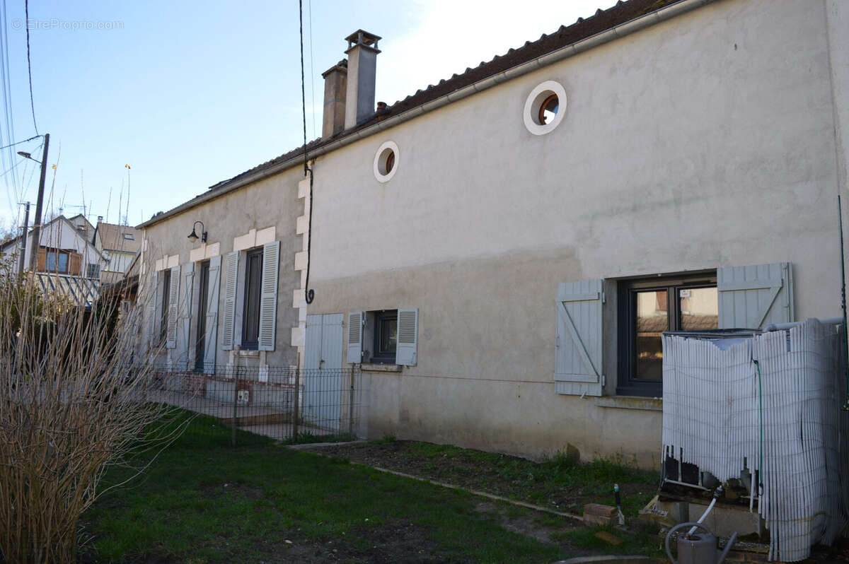 Maison à AUXERRE