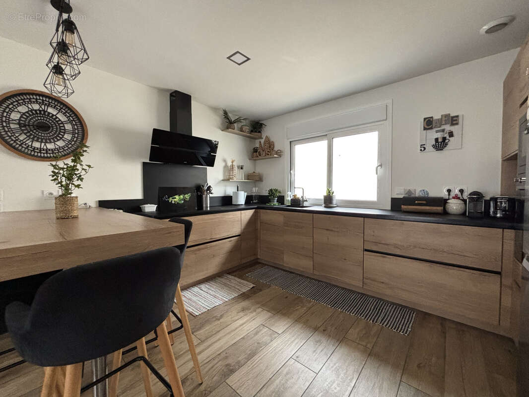 Maison à PONTCHARRA-SUR-TURDINE