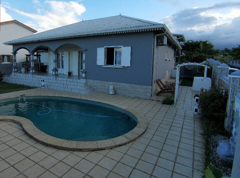 Maison à SAINT-BENOIT