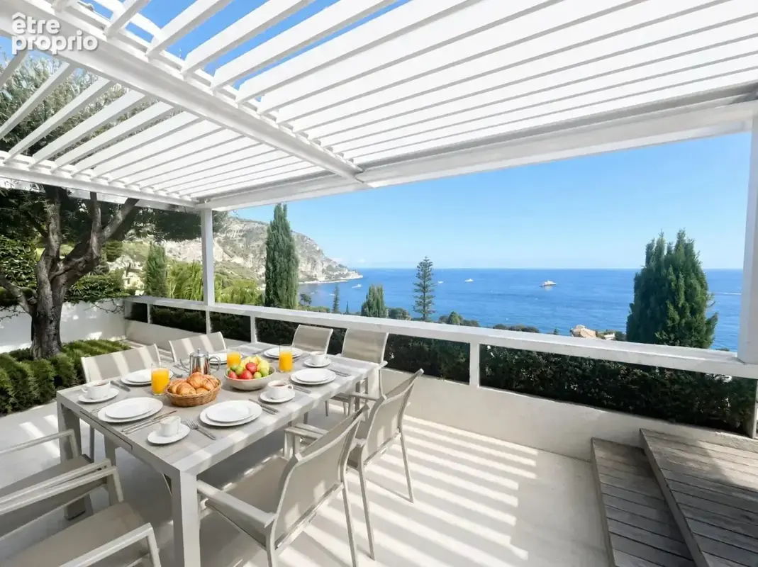 Maison à EZE