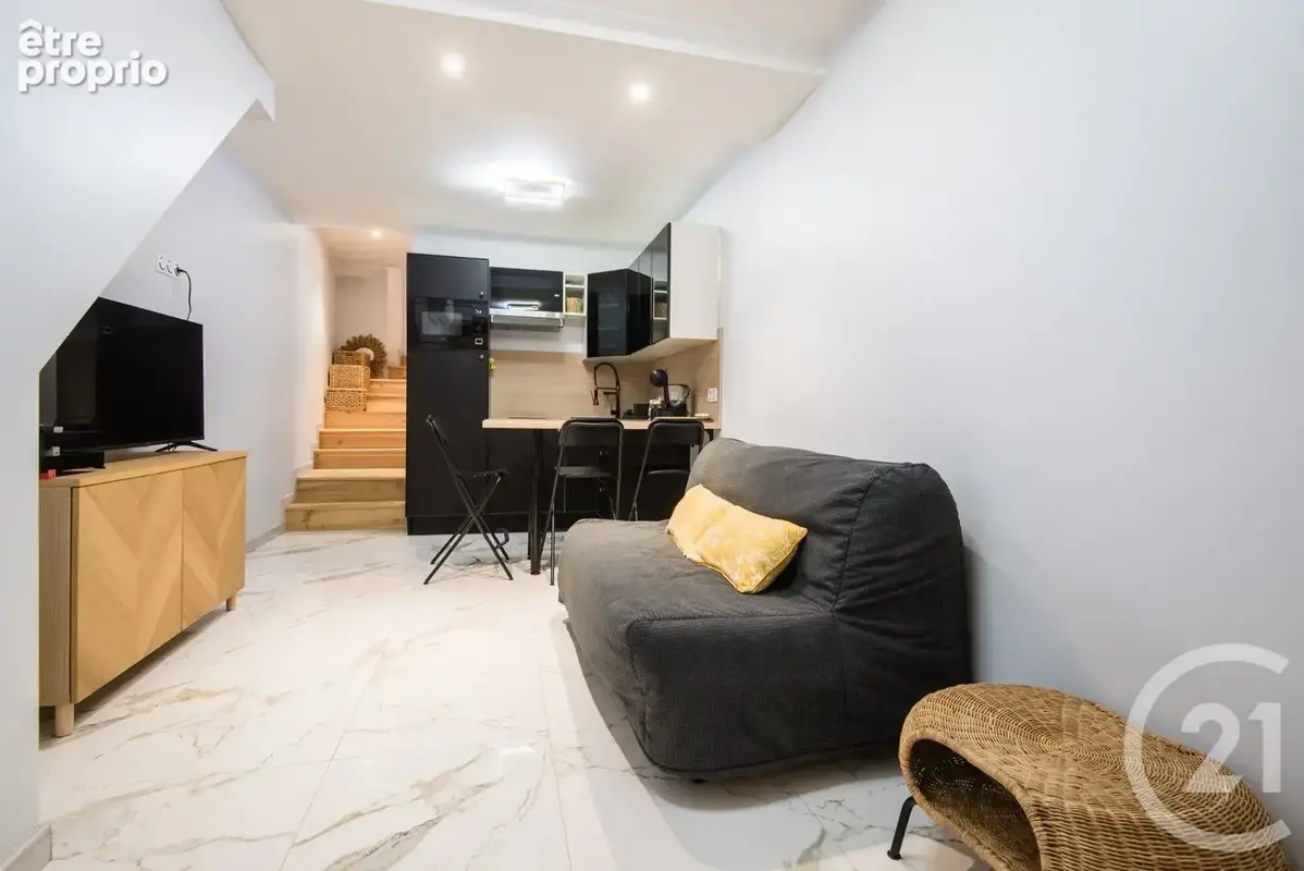 Appartement 1 pièce 32 m² à vendre à Villefranche-Sur-Mer (06230) - photo 2